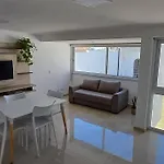 Luminoso Y Excelente Ubicacion Con Cochera